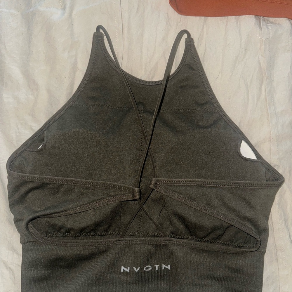 NVGTN Women's olive sports Bra medium